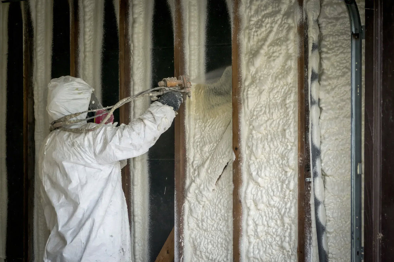Professional insulation contractor serving Jefferson City, MO